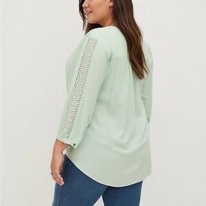 Torrid Mint Green Challis V-Neck Blouse with Embroidered Sleeves Size 2X